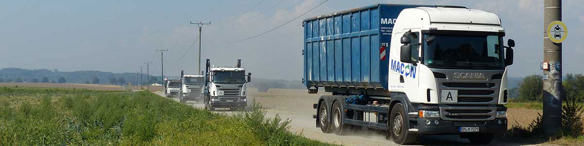 MACON GmbH Entsorgungsfachbetrieb in Köln und Umgebung - Fuhrpark - LKW mit Rollcontainer